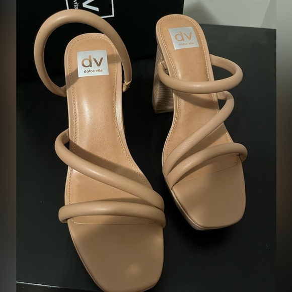 DV By Dolce Vita Pyro Platforms NWT - Picture 12 of 13